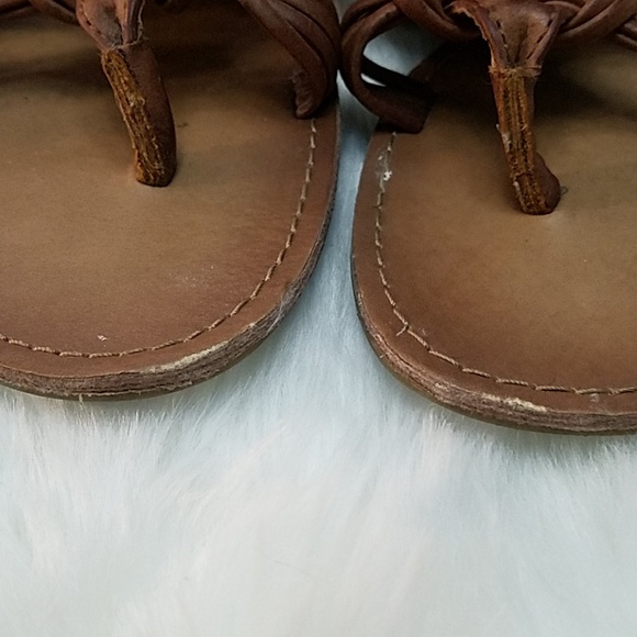 Strappy sandals - Picture 2 of 3